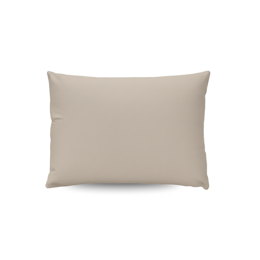 Ein Satz von 2 Zelesta Wonderbed Kissenbezüge Baumwolle in Taupe Blush, rechteckig und super weich auf einem weißen Hintergrund-perfekt für Komfort und waschmaschinenfest.