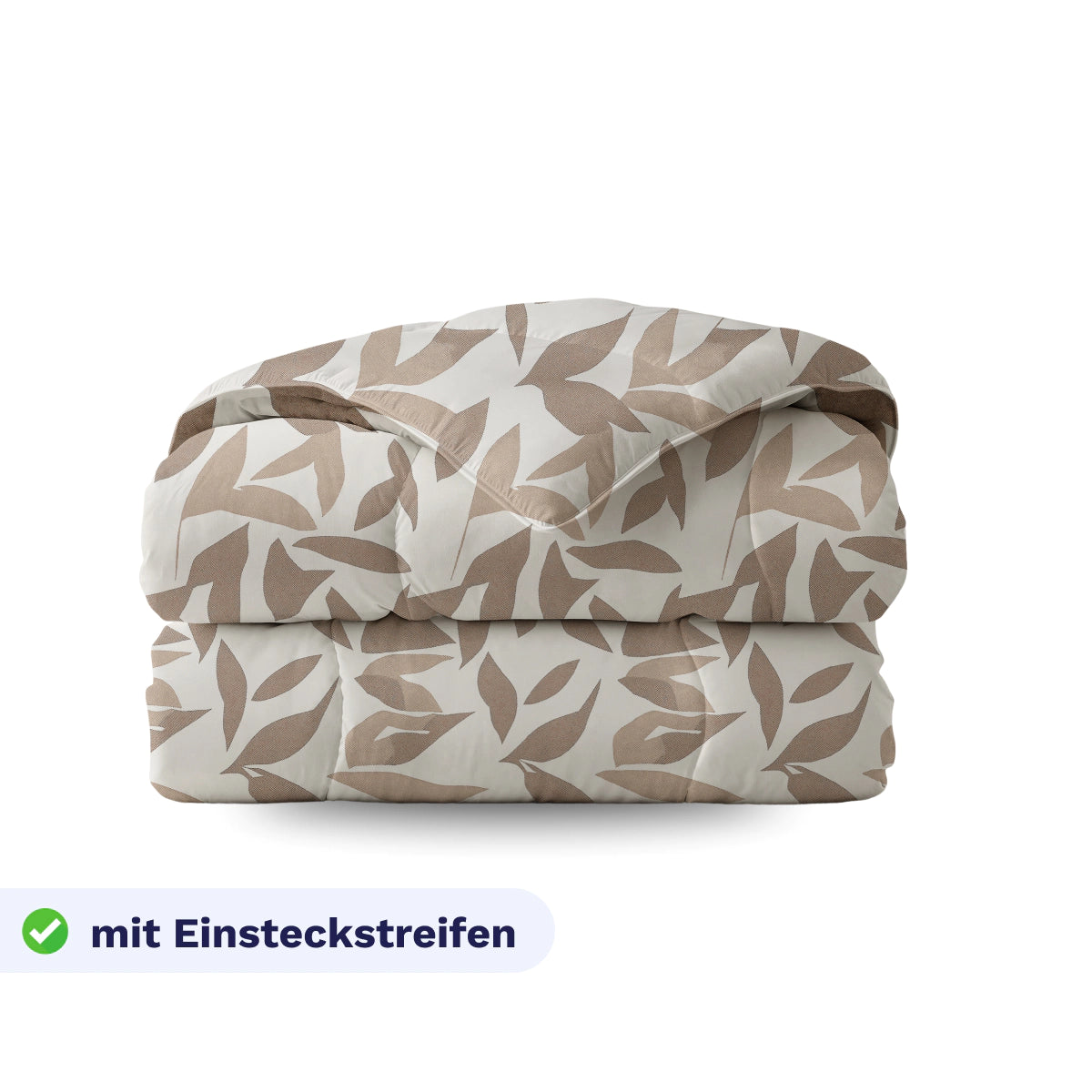 Folded Royalbed Baumwolle - Beige Autumn Bettdecke mit Häkchensymbol und deutschem Text "mit Einsteckstreifen" - eine allergikergeeignete Bettdecke aus hochwertiger Baumwolle.