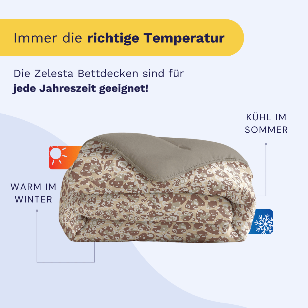 Die gemusterte Bettdecke Zelesta Royalbed - Sand Panther ist eine antiallergische Bettdecke, die Sie im Winter warm und im Sommer kühl hält - ideal für alle Jahreszeiten. Der deutsche Text hebt die optimale Temperatur das ganze Jahr über hervor.