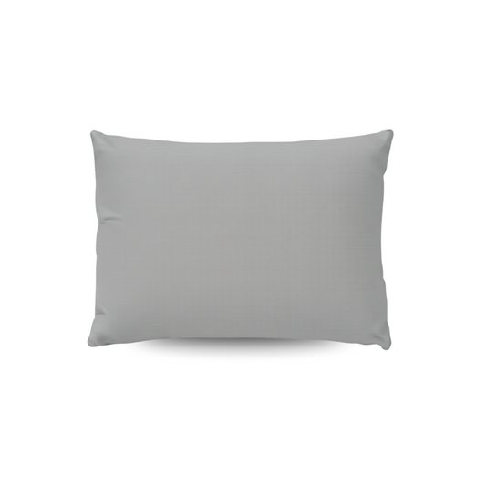 Ein Zelesta Wonderbed Kissenbezüge Baumwolle Set von 2 in Morning Grey (80x80 cm) ist auf einem weißen Hintergrund zentriert und hebt die waschmaschinengeeigneten Kissenbezüge aus superweicher Mikrofaser für einfache Pflege hervor.